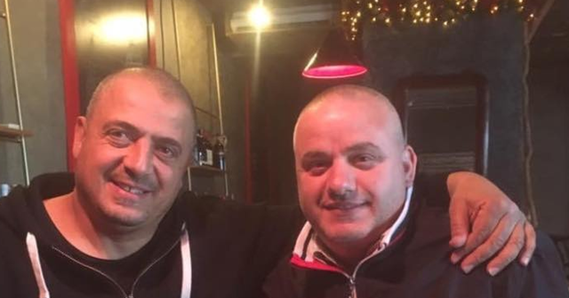 “Specialisti i përgjimeve vjen sërish në Tiranë”, Artan Hoxha: Para 5 vitesh mblodhi një dorë parash nga politikanët dhe oligarkët Gazetari i kronikes Artan Hoxha ka postuar ne rrjetet sociale nje foto ku shfaqet me specialistin izraelit te pergjimeve Yoram Frig