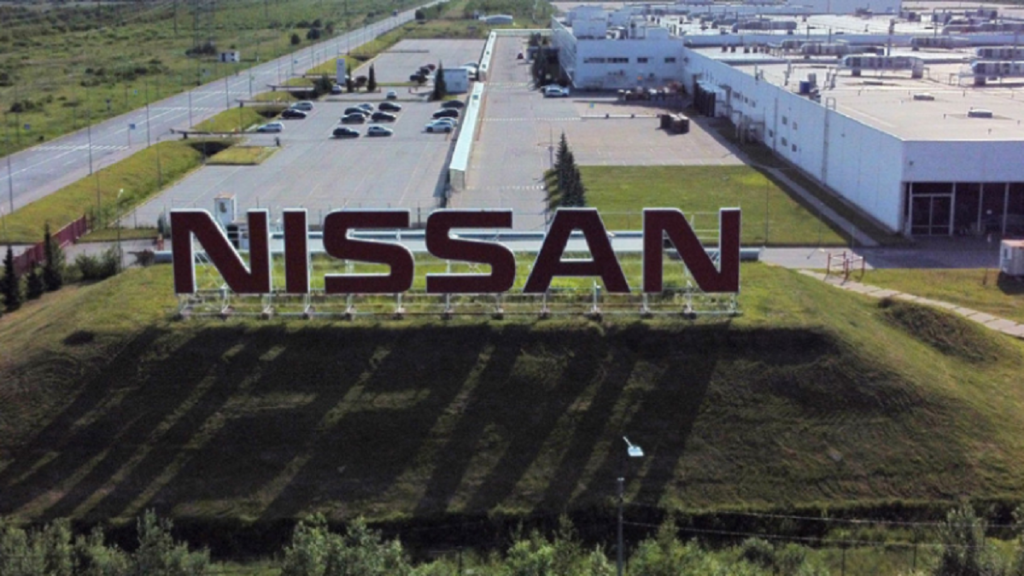 Kompania Nissan largohet nga Rusia Nissan