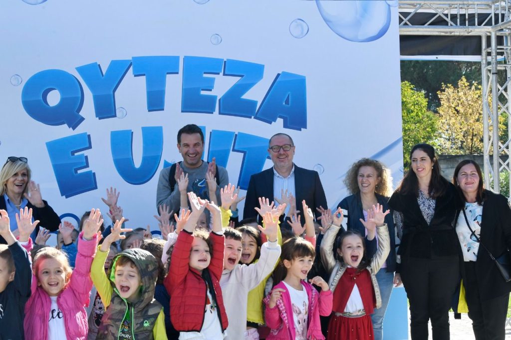Veliaj: Duhet ta kursejmë energjinë elektrike dhe ujin, na duhet ndihma e të gjithëve WhatsApp Image 2022 10 19 at 12.32.46 PM
