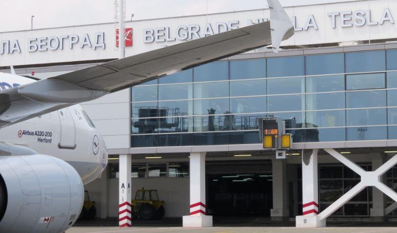 Alarme të rreme për bomba në Beograd aeroport beograd