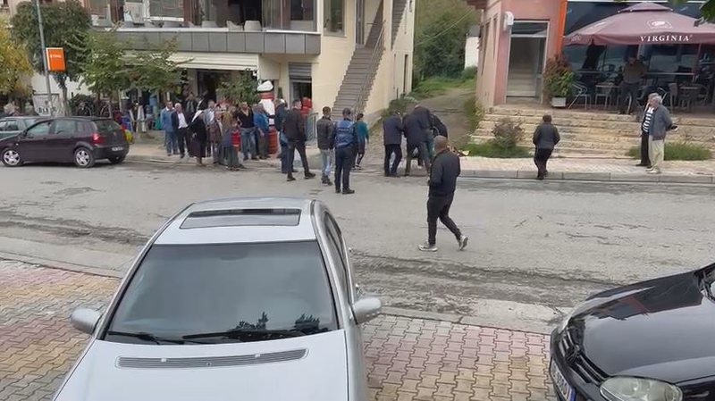 Vrau babë e bir, ky është autori i dyshuar i masakrës në Klos autori