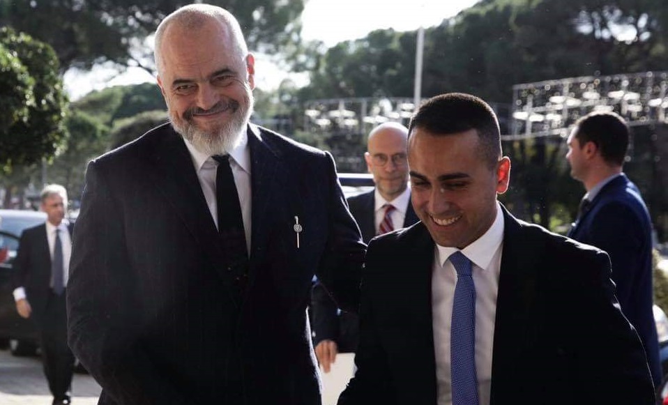 Corriere Della Sera: Kryeministri i Shqipërisë zbulon se si arriti të merrte vaksina fshehurazi nga Italia edi Rama luigi di Maio tiraba 1