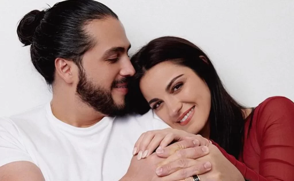 Maite Perroni i jep fund beqarisë! maite perroni