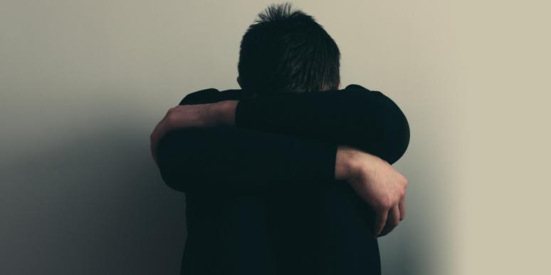 U abuzua seksualisht nga kushëriri kur ishte 6 vjeç, nëna e të riut tregon historinë tronditëse rape 11