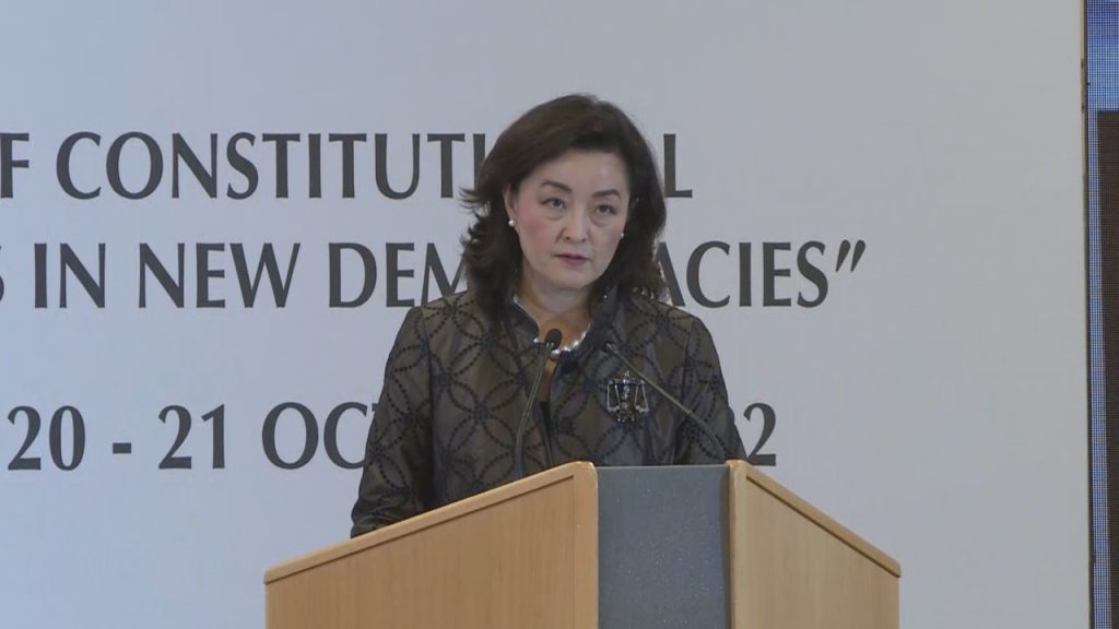 Yuri Kim ashpërson tonet: Keni mbushur xhepat tuaj dhe të fëmijëve. Mjaft më yuri kim 1280x720 1