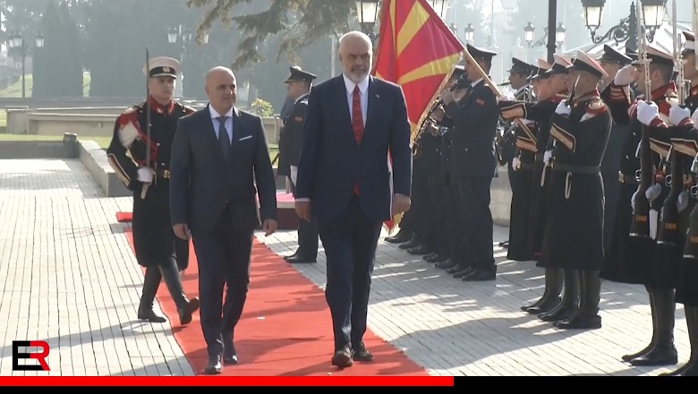 Rama pritet me ceremoni zyrtare në Shkup! Do të firmosen 21 marrëveshje dhe memorandume 1668416755 WATERMARKREPORTtv.00071310.Still010