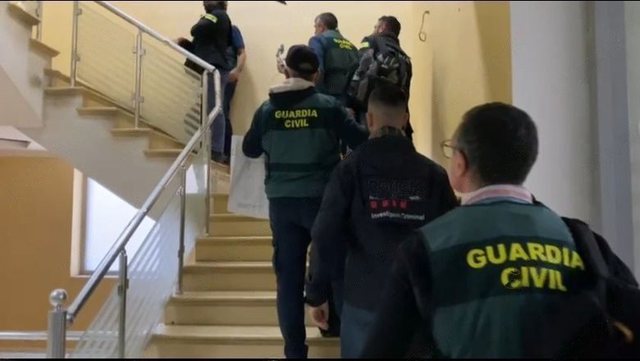 Policia spanjolle mësyn në Elbasan, Guardia Civil rrethon qendrën tregtare ‘Dardanët’ 640 0 1667903908 screenshot3 bijsxhghx transformed 1667906100