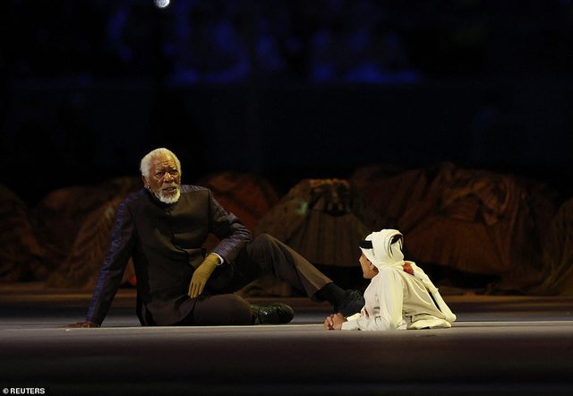 Zbardhet dialogu që hapi Botërorin, lumë kritikash për Morgan Freeman 640 0 1668968079x64745949 11449565 morgan freeman and ghanim al muftah during the opening ceremony m 27 1668956246312 650