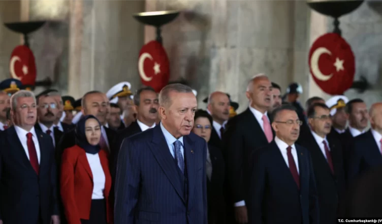 Debati për shamitë kthehet në politikën turke përpara zgjedhjeve 80470000 c0a8 0242 a16f 08dab9c2817a w1023 r1 s 752x440 1