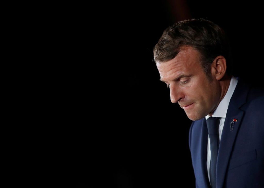 E papritur, Macron nën hetim Capture 114