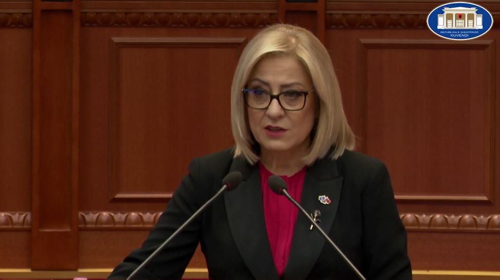 Mbledhja e dy Kuvendeve, Lindita Nikolla: Jemi një komb. T’i shndërrojmë kufijtë në formalë Capture 123