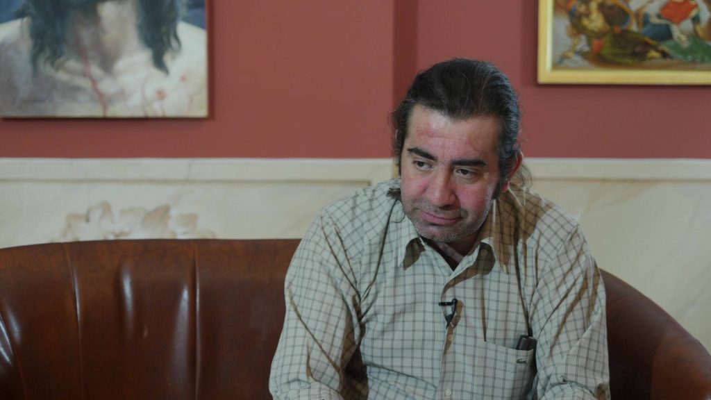 A e ke tradhtuar ish-gruan? “Doktori i Fiksit” hap zemrën: Ajo më mori shtëpinë GENT PJETRI DOKTORI