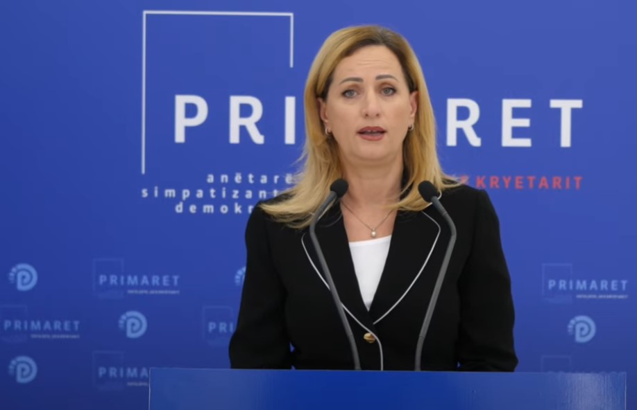 Mimoza Hajdarmataj prezanton kandidaturën për primare për Bashkinë e Tropojës Mimoza Hajdarmataj