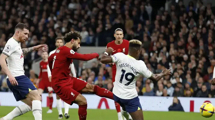 Dopietë e Salah në pjesën e parë, Liverpool i jep leksion futbolli Tottenham-it TOTT
