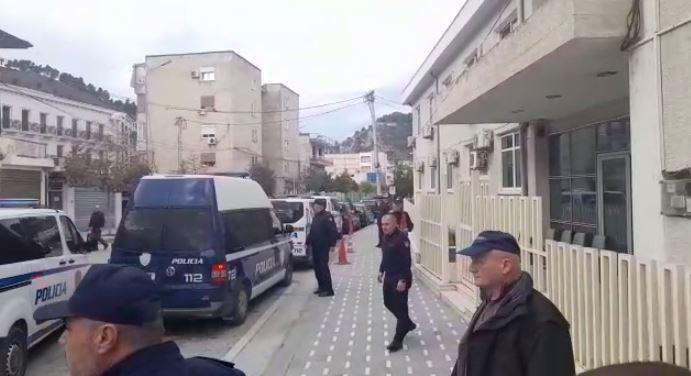 Sera me kanabis në Berat, lihen në burg 11 të arrestuarit berat 1