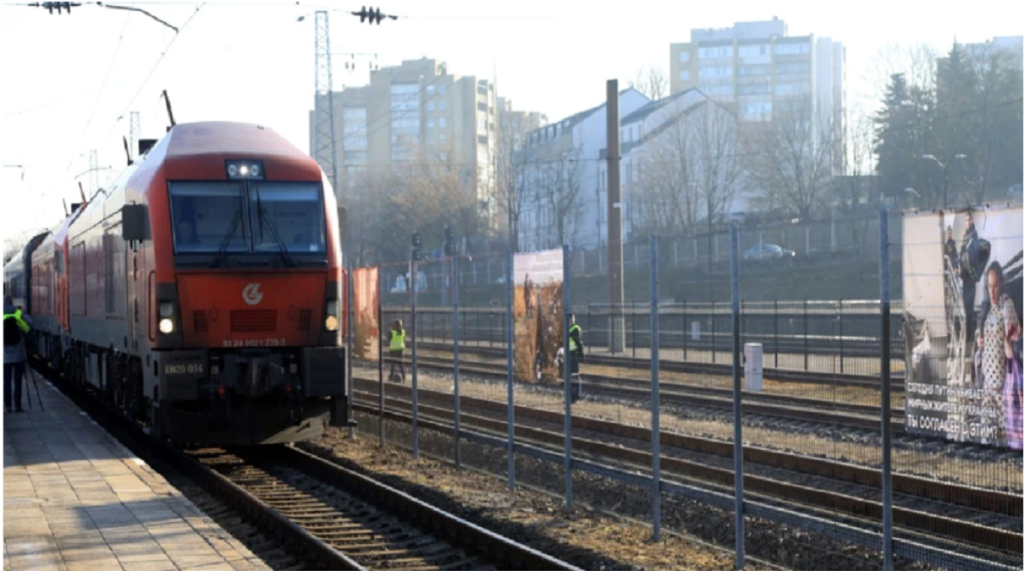 Hekurudha e Ukrainës rol thelbësor në luftë hekurudha e ukraines