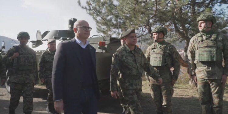 Ministri serb i Mbrojtjes: Jemi të aftë për luftë, por nuk duam…! ministri serb 750x375 1