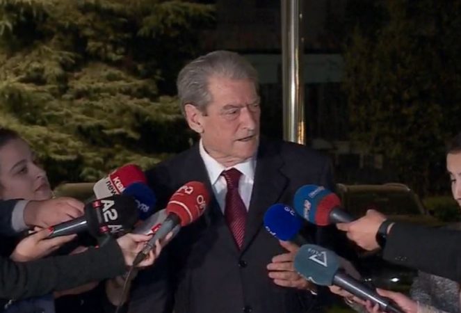 Dështimi i negociatave/ Berisha paralajmëron grupin e Alibeajt: I keni bërë hesapet shumë keq sali berisha 663x450 1