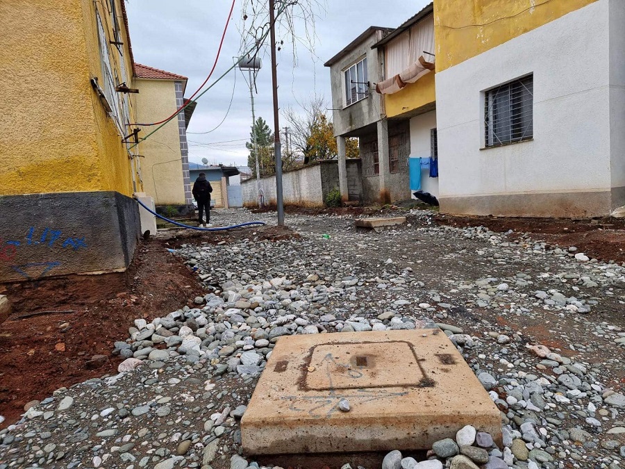 Malaj/ Vijon puna për sistemimin e lagjes “Drita” në Burrel (Foto) 2 318430528 581354627055255 532864400920034727 n