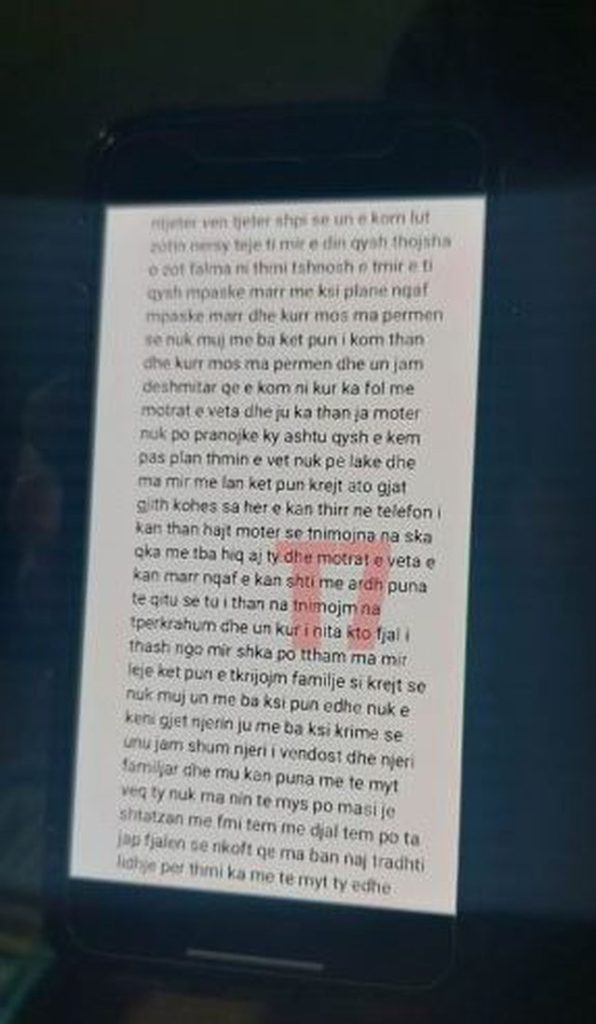 Amaneti i fundit/ Dalin mesazhet e Sokolit dërguar babait para vetëvrasjes: Doja me pa varrimin e Hamides 4 640 0 53 1670004168