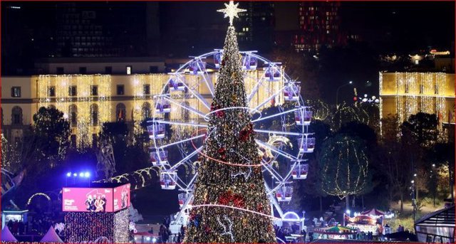 Nga emrat e këngëtarëve të njohur tek spektakli i fishekzjarreve, zbulohet axhenda e festimeve në Tiranë 640 0 fes 1672412873