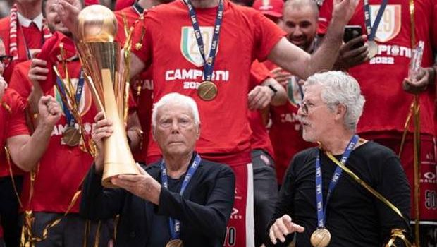 Nga Armani tek Elkann, 10 italianët më të pasur të vitit 2022 në botën e sportit armani e1671976004823