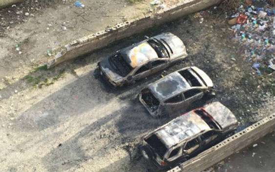 Digjen tre makina në Shkodër, pistë hakëmarrja makina 1