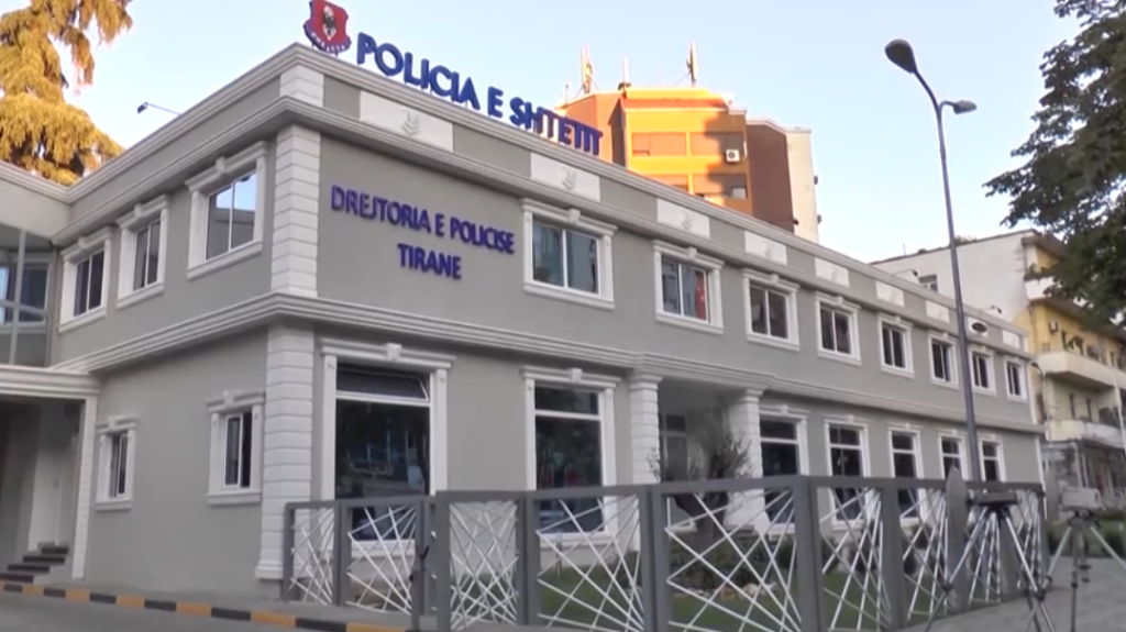policia e tiranes