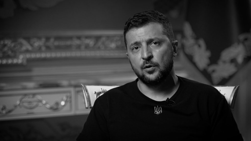 t 2357e5bf67c446a582ac130c9405b04f name 0815 zelensky V1 greyscale