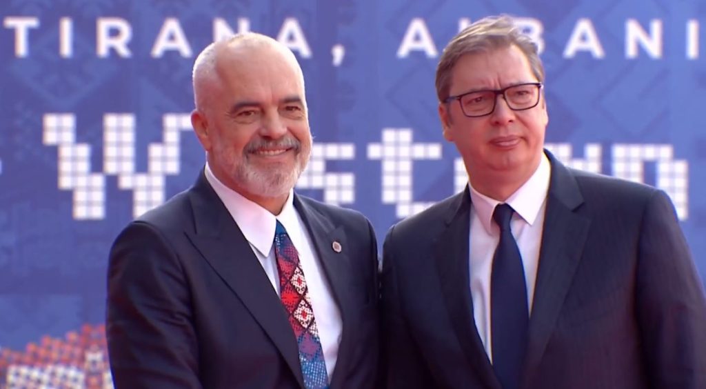 Vuçiç në Samitin e Tiranës: Serbia e pavarur, por afër Rusisë. Jemi të përkushtuar drejt BE-së vucic