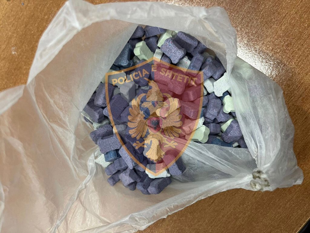 Shpërndanin lëndë narkotike ekstazi, arrestohen 3 të rinj në Tiranë 55541de8 d35a 423a ad57 0eae11308b56