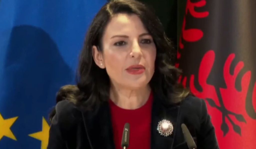 Zv/kryeministrja Balluku: Nisim gazifikimin e vendit, projekti nis me Korçën dhe Fierin Capture 26