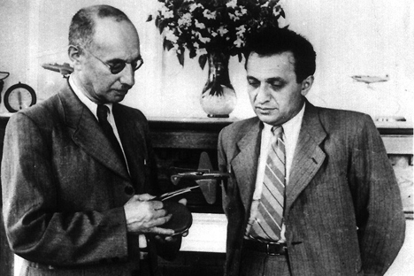 Mikhail Gurevichdhe Artem Mikoyan