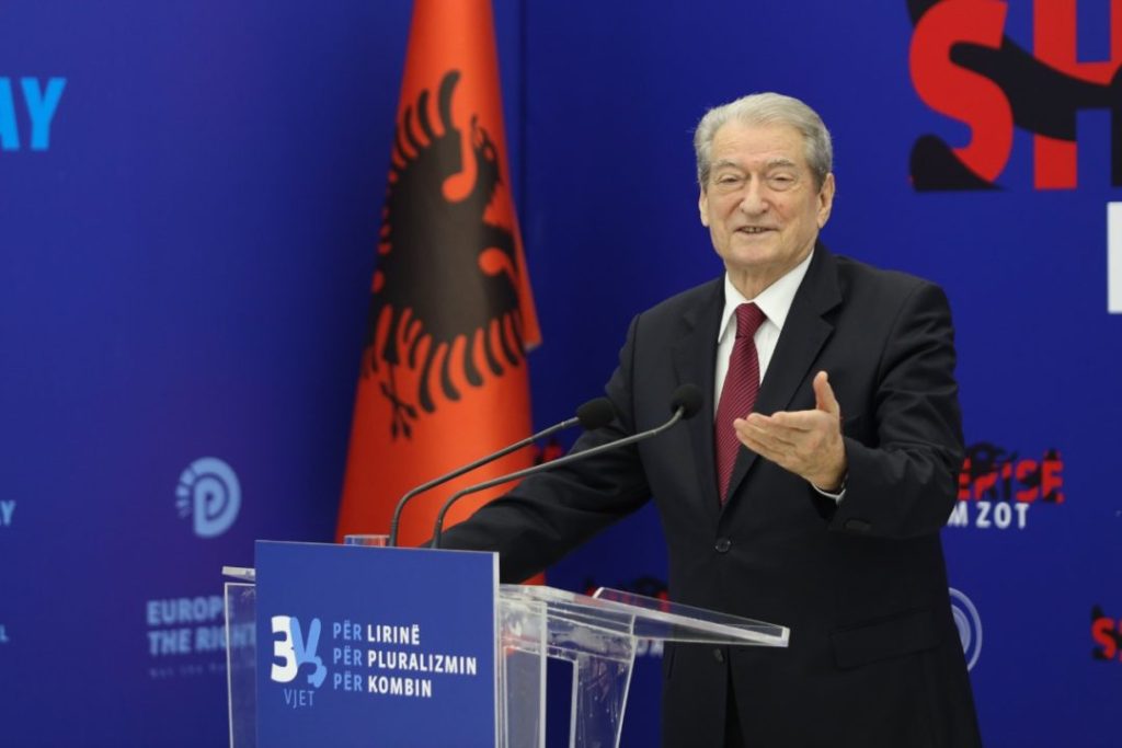Tërheqja e Alibeajt, reagon Berisha: Alibasha tallet me veten, pranoi Kuvendin e 11 dhjetorit WhatsApp Image 2023 01 17 at 12.24.59 1080x720 1