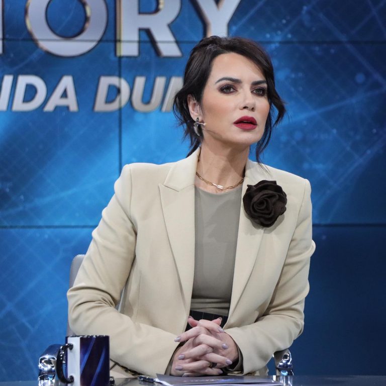 Ja detaji që nuk i mungon Grida Dumës në asnjë dalje si moderatore 1 download 3