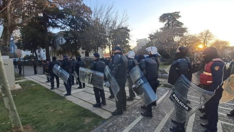 Rreth 1 mijë forca policie “blindojnë” Kuvendin 1676535670 polcit