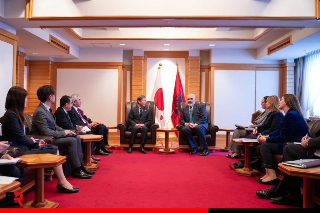 FOTO/ Rama në Japoni, tregon takimin e parë zyrtar: Ne diskutuam për projektet me rëndësi 332568854 1291979421386277 5070514528013854498 n