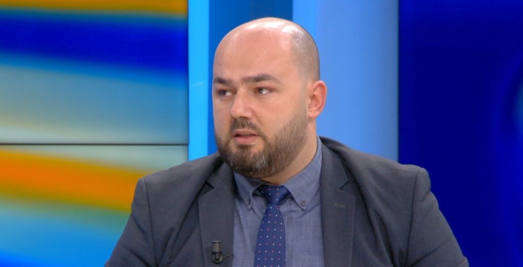 Logu tregon se çfarë po paralajmëron Berisha, kur tha “nuk do tërhiqem po humba zgjedhjet” Besart Logu