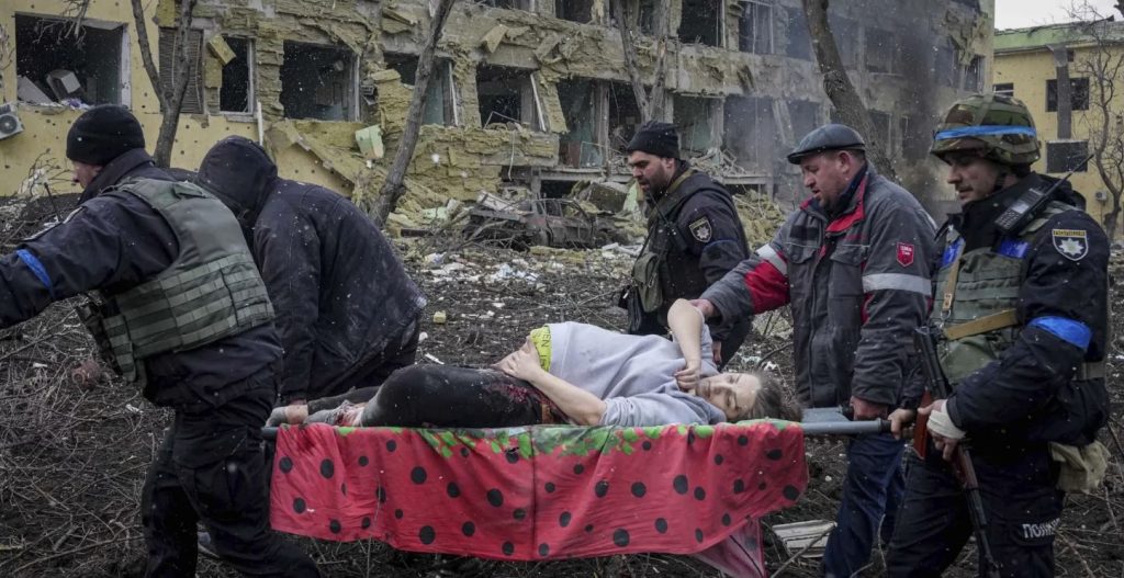 FOTO/ Kalendari i një pushtimi gjakatar rus. Përgjatë 12 muajve, ukrainasit ende rezistojnë 1 Capture 137