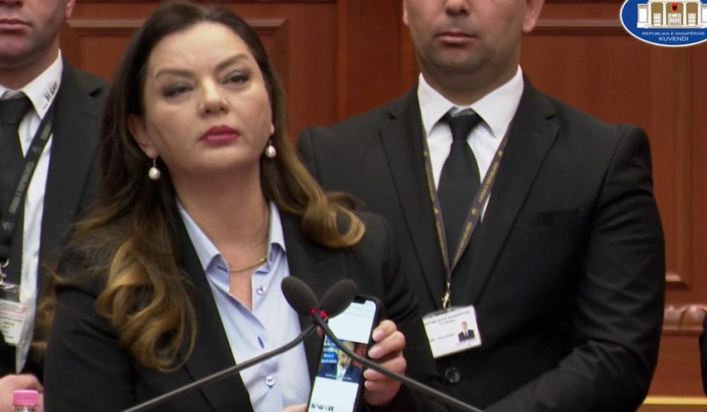 Kaos në Kuvend, deputetët e opozitës duan anulimin e seancës së shkuar Capture 7