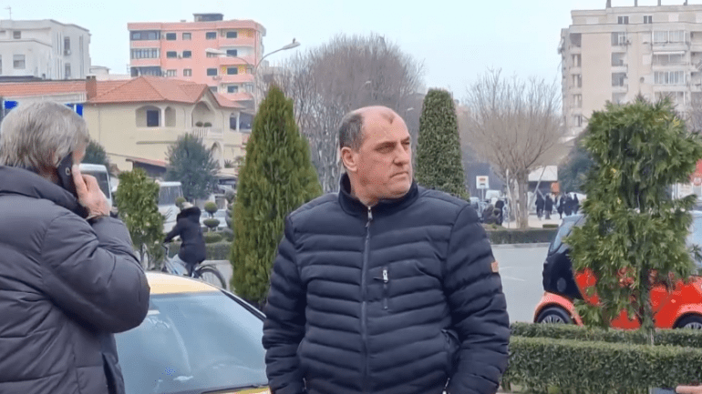 Protesta e taksistëve në Shkodër: Shteti të godasë informalitetin. Paguajmë taksa çdo ditë Screenshot 25 3 770x433 1