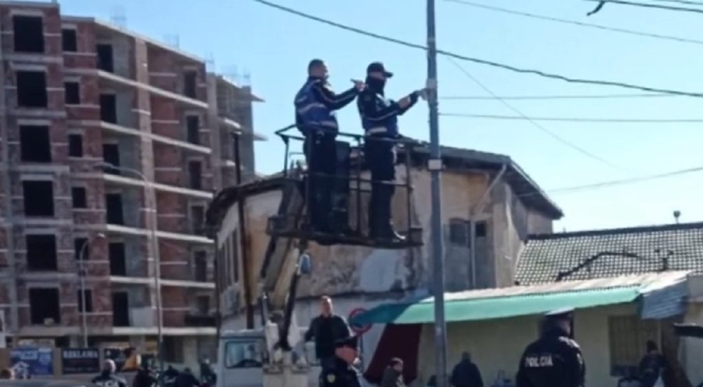 Policia heq 20 kamera të tjera në Shkodër, Korçë dhe Fier. Dyshohet të instaluara nga grupet kriminale kamerat e krimit