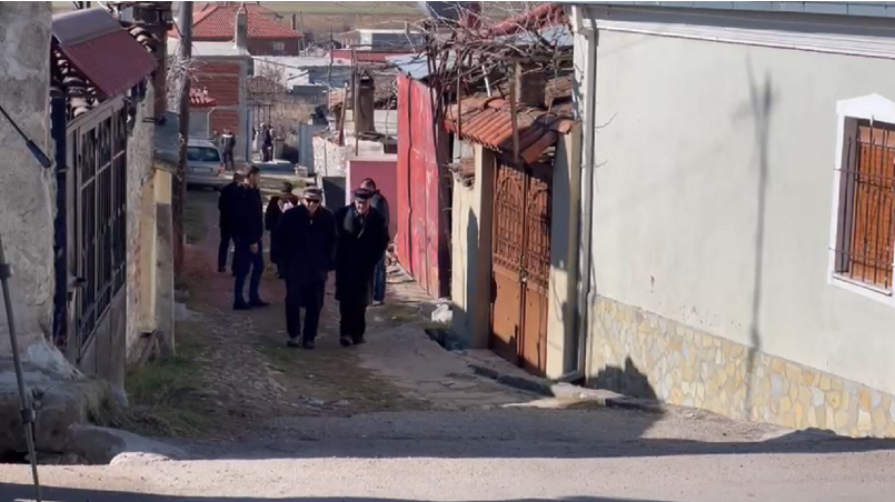 “Më parë nuk pinte kështu…”, çfarë deklaroi 77-vjeçari para policëve pasi vrau djalin korce