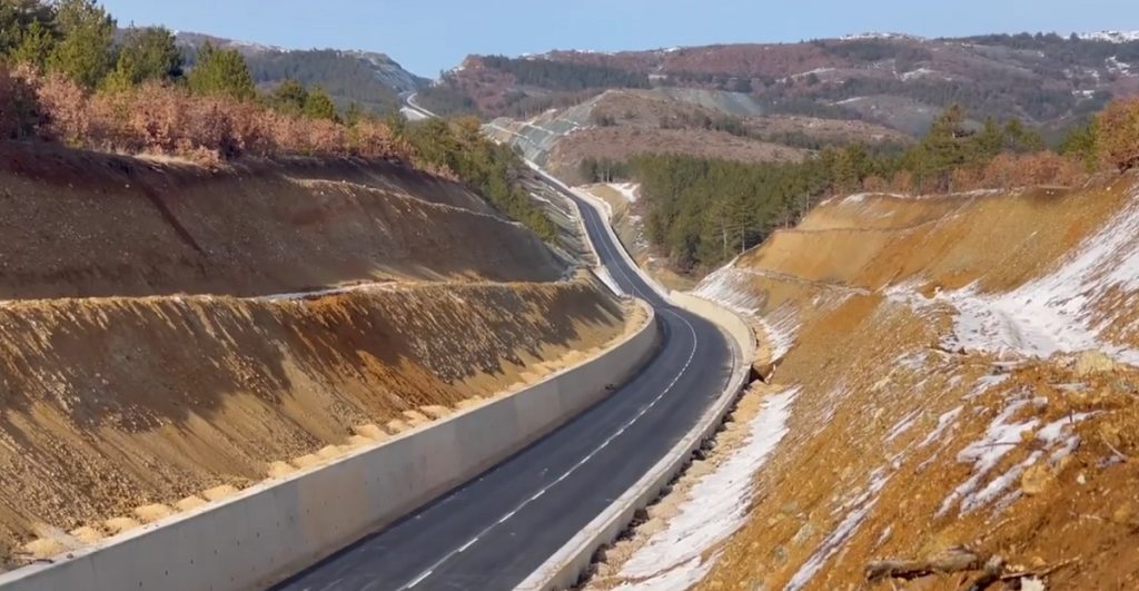 Rama: Përfundon segmenti rrugor Qafë Qarri – Mollas qafa e qarrit