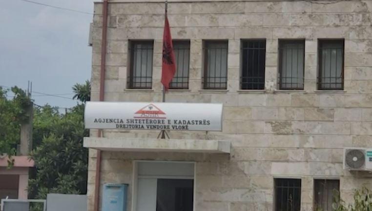 12 drejtorë në 4 vjet, emërohet kreu i ri i Kadastrës Vlorë vlore