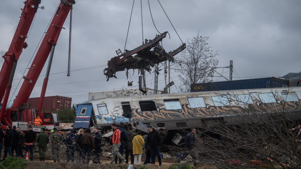Rritet bilanci i viktimave nga aksidenti tragjik në Greqi 03greece victims1 zjbk videoSixteenByNine1050
