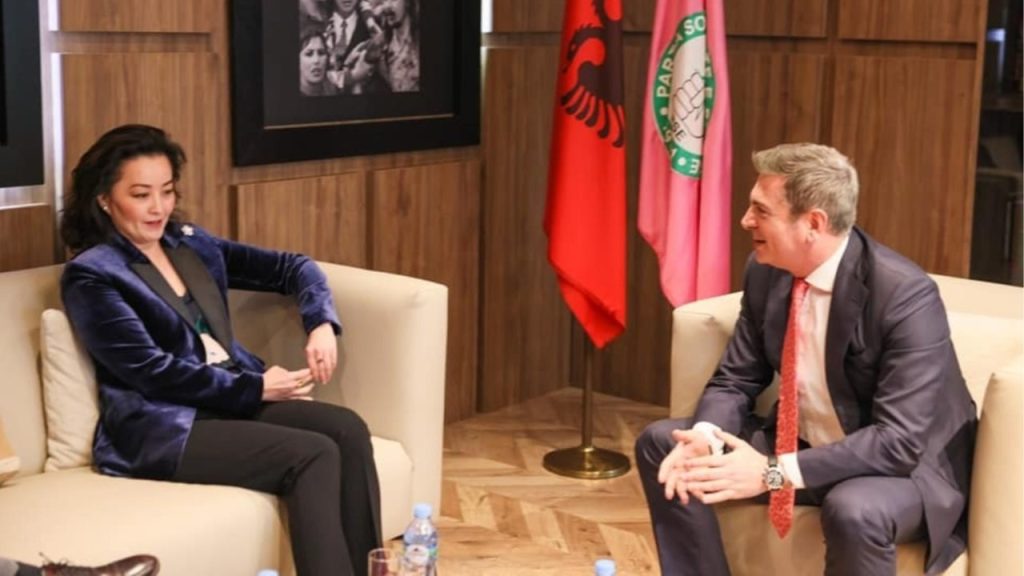 Takimi me Yuri Kim në PS, Gjiknuri: 14 Maji do jetë një proces me standardet ndërkombëtare Gjikunri pret Yuri Kim ne PS E garantova per nje proces zgjedhor ne perputhje me standardet me te 1280x720 1