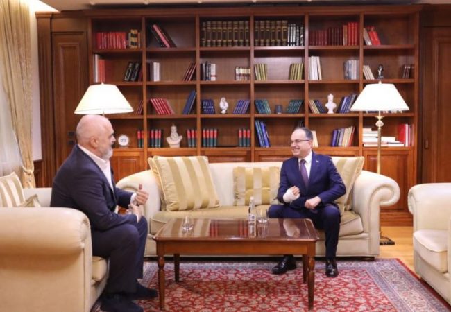Begaj ende s’e ka dekretuar Hysenin në krye të SHISH, Rama: Thashetheme të katundit politik e mediatik begaj rama 650x450 1
