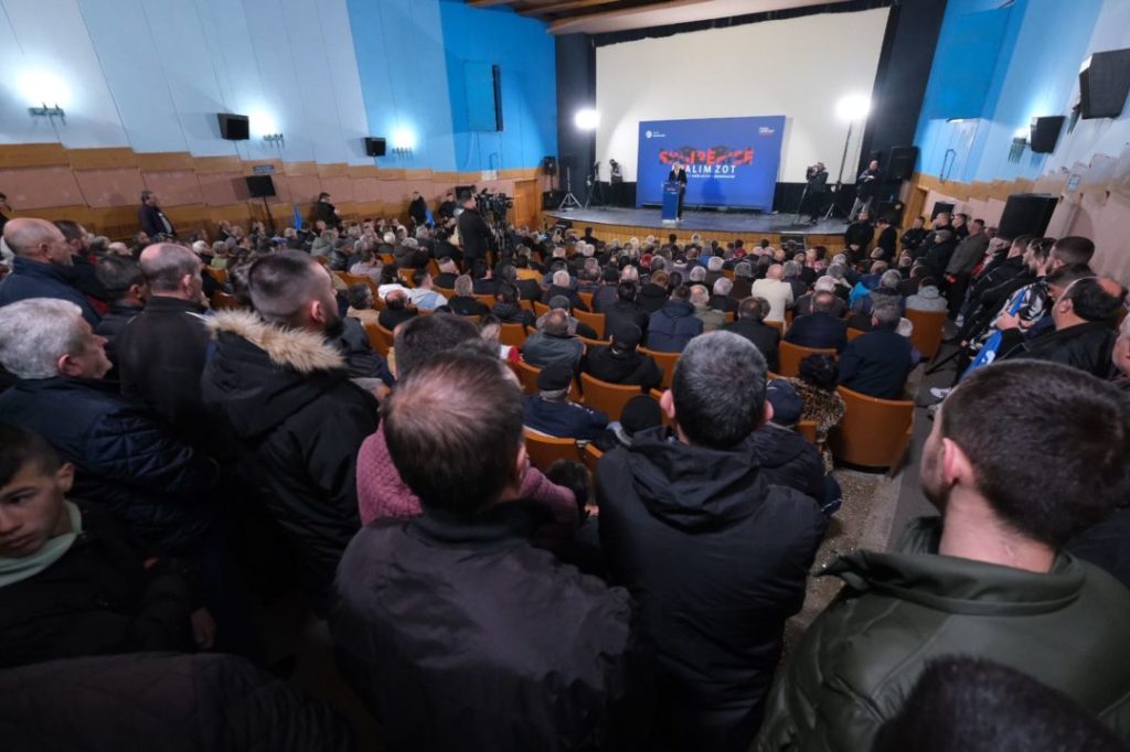 Berisha në Pogradec: Kandidatët tanë i zgjedh populli, kurse tek partia tjetër i zgjedh mafia berisha ne pogradec 1081x720 1