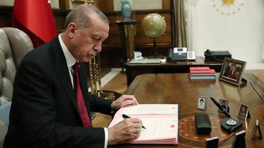 Erdogan firmos: Fshihen borxhet për energjinë elektrike dhe gazin natyror për viktimat e tërmetit erdogan firmos dekretin